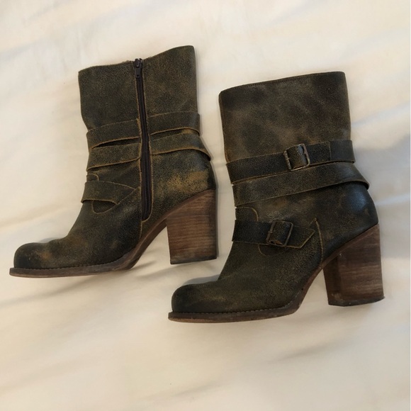 Charles by Charles David distressed leather boots size 7 - Picture 2 of 7